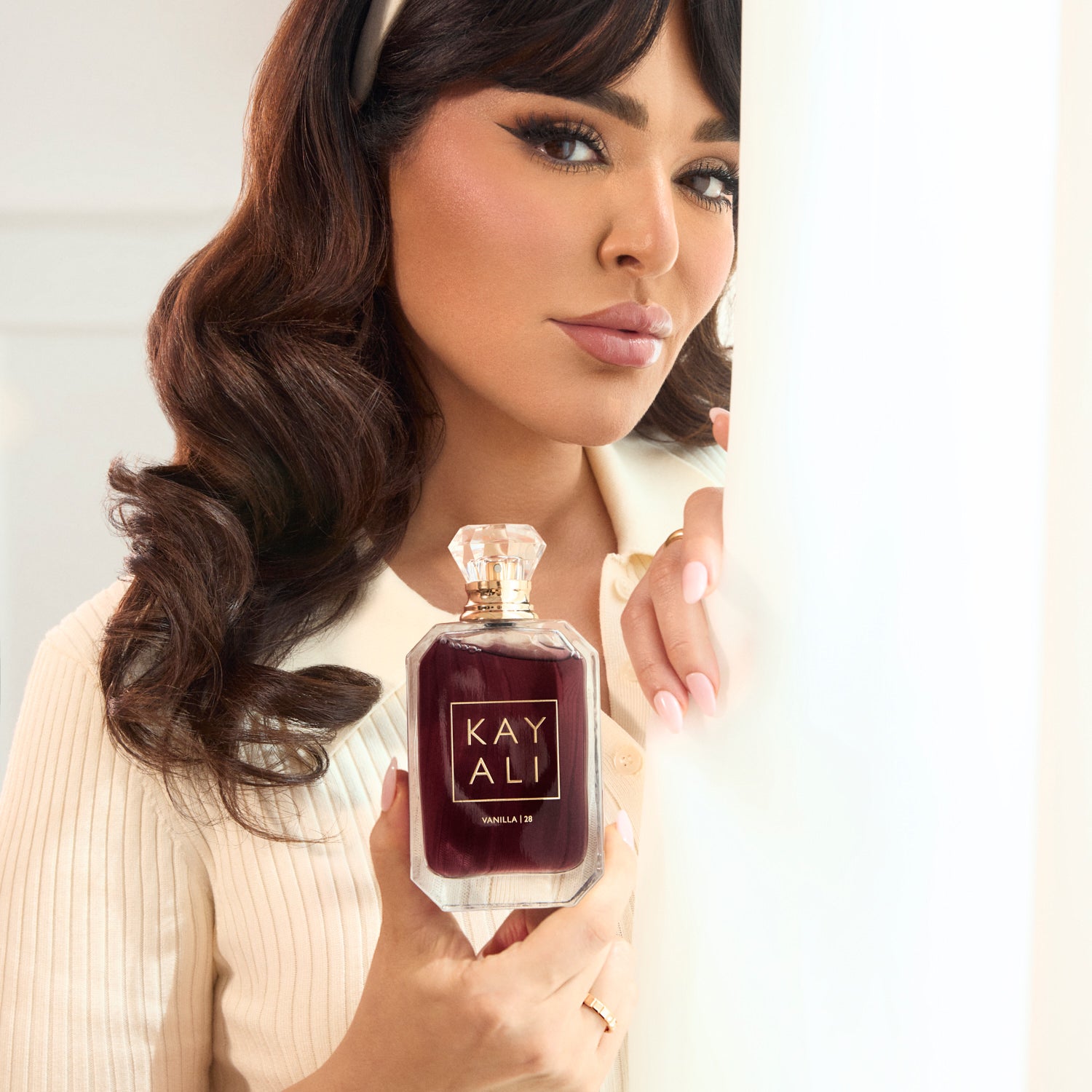 Kayali Vanilla - Thumbnail 3